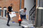 Amsterdam 11 augustus 2015
Johnny Heitinga verhuist naar zijn nieuwe huis in Amsterdam Zuid.