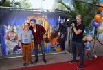 Rotterdam 9 augustus 2015
Edwin Smulders Johnny de Mol en Tomas v d Broek tijdens opnames van het rtl programma Down met Johnny. We gingen naar de premiere naar Wickie de Viking in het nieuwe Luxor.