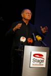 Amsterdam 19 juni 2015
Joop v d Ende geeft persconferentie dat hij 60% van Stage entertainment heeft verkocht aan CVC Capital. Jannine v d Ende is natuurlijk aanwezig.
