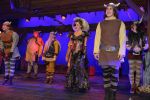 Rotterdam 9 augustus 2015
Edwin Smulders Johnny de Mol en Tomas v d Broek tijdens opnames van het rtl programma Down met Johnny. We gingen naar de premiere naar Wickie de Viking in het nieuwe Luxor. de cast Josje Huisman (Elza Eenoog/ Clodovea)
Remi de Smet (Wickie) 
Marleen van der Loo (Ilva) 
James Cooke (Tjurre) 
Steve Beirnaert (Snorre)
Jeroen Phaff (Vreselijke Sven)
Simon Zwiers (Halvar)
Menno KÃ¶hler (Faxe)
Joris Gootjes (Gorm)
Bas Timmers (Urobe)
Martine de Jager  (Greta)
Christophe Degelin (Piraat)
Remy Vetter (Piraat)