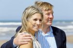 Wassenaar 10 juli 2015
Fotouurtje met Koningin Maxima Koning Willem Alexander en de prinsesjes Amalia Alexia en Ariane op het strand van Wassenaar.
