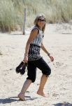 Wassenaar 10 juli 2015
Fotouurtje met Koningin Maxima Koning Willem Alexander en de prinsesjes Amalia Alexia en Ariane op het strand van Wassenaar.