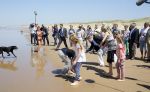 Wassenaar 10 juli 2015
Fotouurtje met Koningin Maxima Koning Willem Alexander en de prinsesjes Amalia Alexia en Ariane op het strand van Wassenaar.