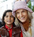 Rotterdam 9 augustus 2015
Edwin Smulders Johnny de Mol en Tomas v d Broek tijdens opnames van het rtl programma Down met Johnny. We gingen naar de premiere naar Wickie de Viking in het nieuwe Luxor. Lucille Werner met man en zoontje