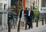 Amsterdam 10 augustus 2015     
Joop Daalmeijer en Maartje v Weegen wachten op de tram.