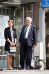 Amsterdam 10 augustus 2015     
Joop Daalmeijer en Maartje v Weegen wachten op de tram.