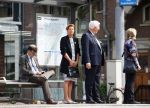 Amsterdam 10 augustus 2015     
Joop Daalmeijer en Maartje v Weegen wachten op de tram.