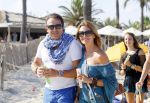 ibiza 24 juli 2015
Marco Borsato met Leontine Luca (met vriendin) Jada en Senna op vakantie.
Ze gingen lunchen met John Ewbank en zijn vriendin Kelly Weekers.