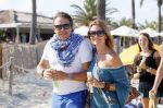 ibiza 24 juli 2015
Marco Borsato met Leontine Luca (met vriendin) Jada en Senna op vakantie.
Ze gingen lunchen met John Ewbank en zijn vriendin Kelly Weekers.