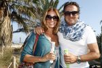 ibiza 24 juli 2015
Marco Borsato met Leontine Luca (met vriendin) Jada en Senna op vakantie.
Ze gingen lunchen met John Ewbank en zijn vriendin Kelly Weekers.