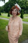Haarzuilens 17 juni 2015
Haringparty op kasteel de Haar. Marijke Helwegen met man