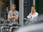 Amsterdam 14 augustus 2015  
Mark v d Loo op straat bij cold pressed juicery