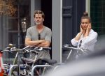 Amsterdam 14 augustus 2015  
Mark v d Loo op straat bij cold pressed juicery
