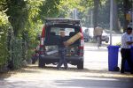 Amsterdam 13 augustus 2015  
Bij Martijn Krabbe wordt verbouwd en een piano afgeleverd tijdens zijn vakantie