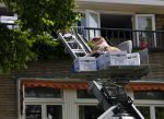Amsterdam 18 juli 2015
Verhuizers halen spullen uit het huis van Martijn Krabbe.