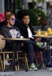 Amsterdam 18 juni 2015
Marvin Breukhoven met vriend op terras
