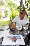 ibiza 7 augustus 2015
Maurice Mobetie (Momo) de ex vriend van Sylvie Meis wordt geintervieuwd voor het duitse blad Gala in zijn club Cavalli ibiza