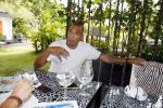 ibiza 7 augustus 2015
Maurice Mobetie (Momo) de ex vriend van Sylvie Meis wordt geintervieuwd voor het duitse blad Gala in zijn club Cavalli ibiza