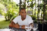 ibiza 7 augustus 2015
Maurice Mobetie (Momo) de ex vriend van Sylvie Meis wordt geintervieuwd voor het duitse blad Gala in zijn club Cavalli ibiza