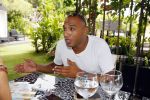 ibiza 7 augustus 2015
Maurice Mobetie (Momo) de ex vriend van Sylvie Meis wordt geintervieuwd voor het duitse blad Gala in zijn club Cavalli ibiza