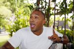 ibiza 7 augustus 2015
Maurice Mobetie (Momo) de ex vriend van Sylvie Meis wordt geintervieuwd voor het duitse blad Gala in zijn club Cavalli ibiza