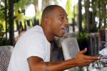 ibiza 7 augustus 2015
Maurice Mobetie (Momo) de ex vriend van Sylvie Meis wordt geintervieuwd voor het duitse blad Gala in zijn club Cavalli ibiza