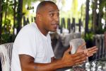 ibiza 7 augustus 2015
Maurice Mobetie (Momo) de ex vriend van Sylvie Meis wordt geintervieuwd voor het duitse blad Gala in zijn club Cavalli ibiza