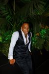 ibiza 7 augustus 2015
Maurice Mobetie (Momo) de ex vriend van Sylvie Meis wordt geintervieuwd voor het duitse blad Gala in zijn club Cavalli ibiza