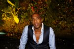 ibiza 7 augustus 2015
Maurice Mobetie (Momo) de ex vriend van Sylvie Meis wordt geintervieuwd voor het duitse blad Gala in zijn club Cavalli ibiza