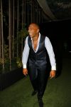 ibiza 7 augustus 2015
Maurice Mobetie (Momo) de ex vriend van Sylvie Meis wordt geintervieuwd voor het duitse blad Gala in zijn club Cavalli ibiza