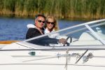 Weesp 16 juni 2015
Jurgen Smit en Milika Peterzon en hond romatisch op de vecht aan het varen met hun boot.