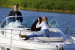 Weesp 16 juni 2015
Jurgen Smit en Milika Peterzon en hond romatisch op de vecht aan het varen met hun boot.