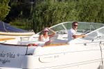Nigtevecht 13 augustus 2015
Jurgen Smit en Milika Peterzon varen met hun boot en hond op de vecht.