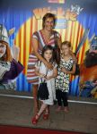Rotterdam 9 augustus 2015
Edwin Smulders Johnny de Mol en Tomas v d Broek tijdens opnames van het rtl programma Down met Johnny. We gingen naar de premiere naar Wickie de Viking in het nieuwe Luxor. Mylene dâ€™Anjou  met kinderen