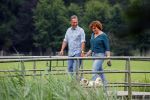 s Gravenland 14 juli 2015
Myrna Goossen laat samen met haar nieuwe vriend Erik Klap de hond uit.
