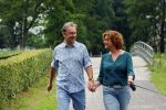 s Gravenland 14 juli 2015
Myrna Goossen laat samen met haar nieuwe vriend Erik Klap de hond uit.