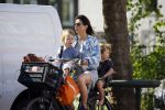 Amsterdam 12 juni 2015
Nadja Hupscher met haar 2 kinderen op de fiets