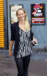 Amsterdam 14 juli 2015  
Premiere de Reunie in Tuschinski met in de hoofdrollen Daan Schuurmans en Thekla Reuten.
Thekla is zwanger en haar vriend Gijs Naber is er ook alsmede de zwangere Bracha v Doesburgh.
Nicolette Kluijver