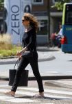 Amsterdam 15 en 18 juli 2015
Patricia Steur verlaat haar huis en gaat boodschappen doen.