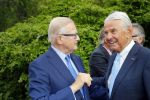 Haarzuilens 17 juni 2015
Haringparty op kasteel de Haar. Pieter v Vollenhoven met zoon Floris en ...