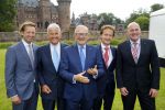 Haarzuilens 17 juni 2015
Haringparty op kasteel de Haar. Pieter v Vollenhoven met zoon Floris en Frank Houben Jr.