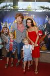 Rotterdam 9 augustus 2015
Edwin Smulders Johnny de Mol en Tomas v d Broek tijdens opnames van het rtl programma Down met Johnny. We gingen naar de premiere naar Wickie de Viking in het nieuwe Luxor. Pim Muda met gezin