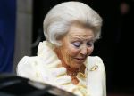 Amsterdam 2 juli 2015  
Prinses Baetrix vertrekt in haar verlengde Volvo bij het paleis.