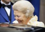 Amsterdam 2 juli 2015  
Prinses Baetrix vertrekt in haar verlengde Volvo bij het paleis.