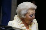 Amsterdam 2 juli 2015  
Prinses Baetrix vertrekt in haar verlengde Volvo bij het paleis.