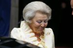 Amsterdam 2 juli 2015  
Prinses Baetrix vertrekt in haar verlengde Volvo bij het paleis.