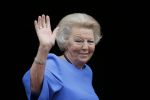 Amsterdam 16 juni 2015
Prinses Beatrix en Koning Willem Alexander arriveren bij het paleis op de dam.