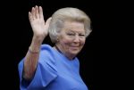 Amsterdam 16 juni 2015
Prinses Beatrix en Koning Willem Alexander arriveren bij het paleis op de dam.