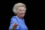 Amsterdam 16 juni 2015
Prinses Beatrix en Koning Willem Alexander arriveren bij het paleis op de dam.