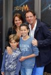Amsterdam 20 juni 2015
Premiere Code M in het nieuwe de la mar met oa Senna Borsato. Robert Leroy met vrouw en kinderen